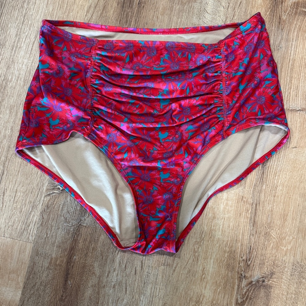 Kortni Jeane Floral size Large High-Waisted Bikini Bottoms